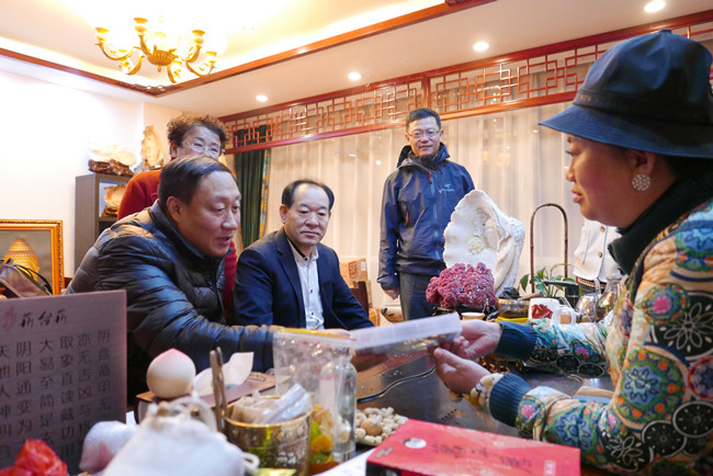 鹿鼎策劃王鳳麟道家陰盤奇門遁甲山向奇門陰宅環(huán)境策劃布局調(diào)理 鹿鼎策劃王鳳麟道家陰盤奇門遁甲山向奇門陰宅環(huán)境策劃布局調(diào)理